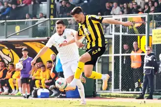 Aliağa, Efeler 09'u Evde 3-0 Yendi!
