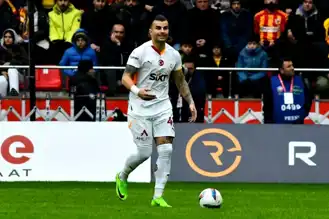 Bardakcı, Galatasaray'da 100 Maça Ulaştı!