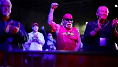 Hulk Hogan Hayata Veda Etti!