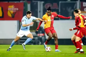 Galatasaray, Malmö'ye Karşı İlk Yarıda 1-1 Berabere Kaldı