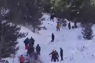 Palandöken'de Çığ Felaketi: 2 Kişi Kayıp!