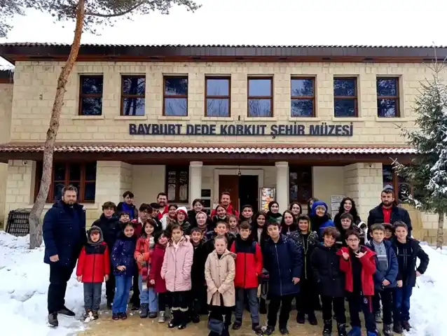 Bayburt'ta Gençlik Kış Kulübü Sona Erdi