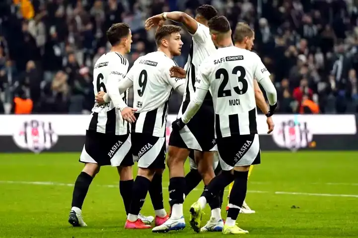 Beşiktaş, Kayserispor'u 2-0 Yendi!