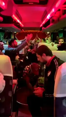 Elazığspor Taraftarları Mersin Yolunda Çiğ Köfte Şöleni Yaşadı!