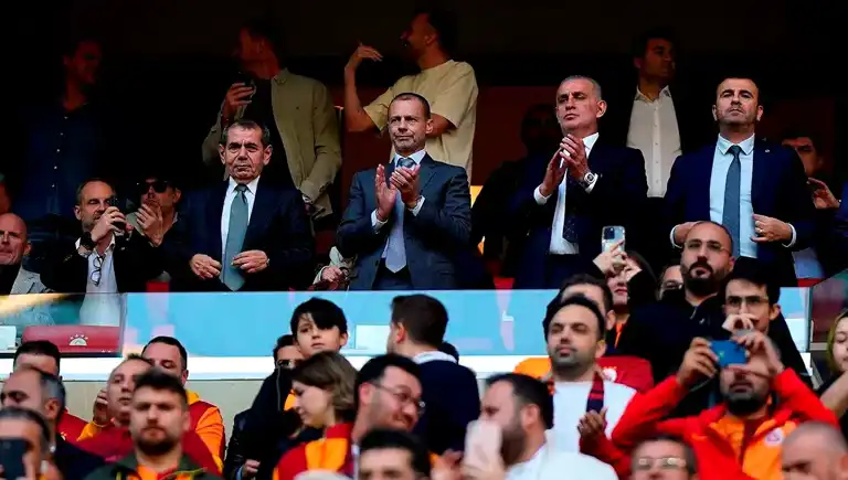 Galatasaray, Ceferin'i Derbiye Davet Etti!