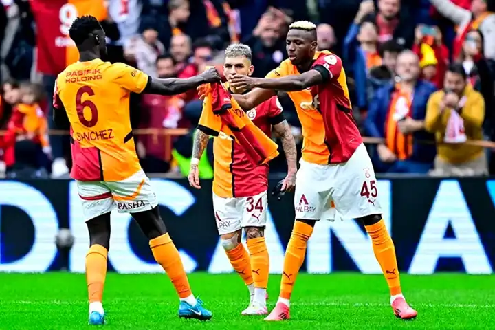 Torreira'dan Galatasaray'a Veda İmrası!